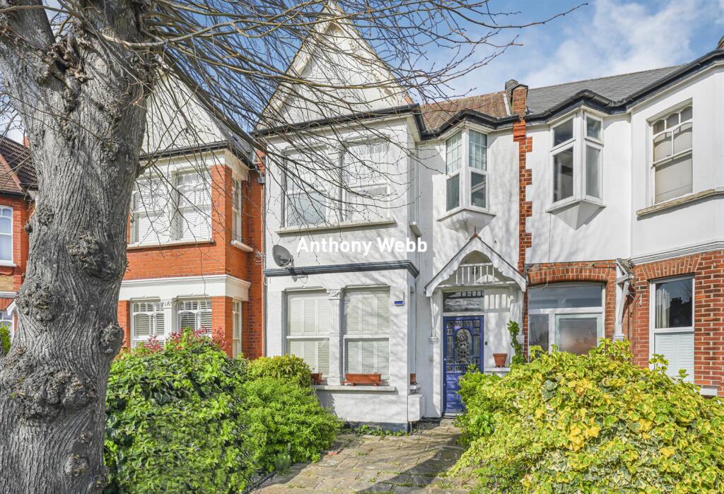 Main image of property: Hazelwood Lane, Palmers Green, N13