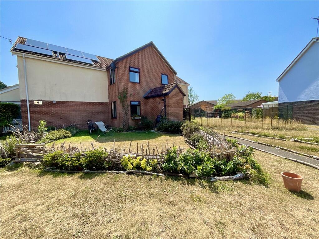 Main image of property: Vetch Close, Highcliffe, Dorset, BH23