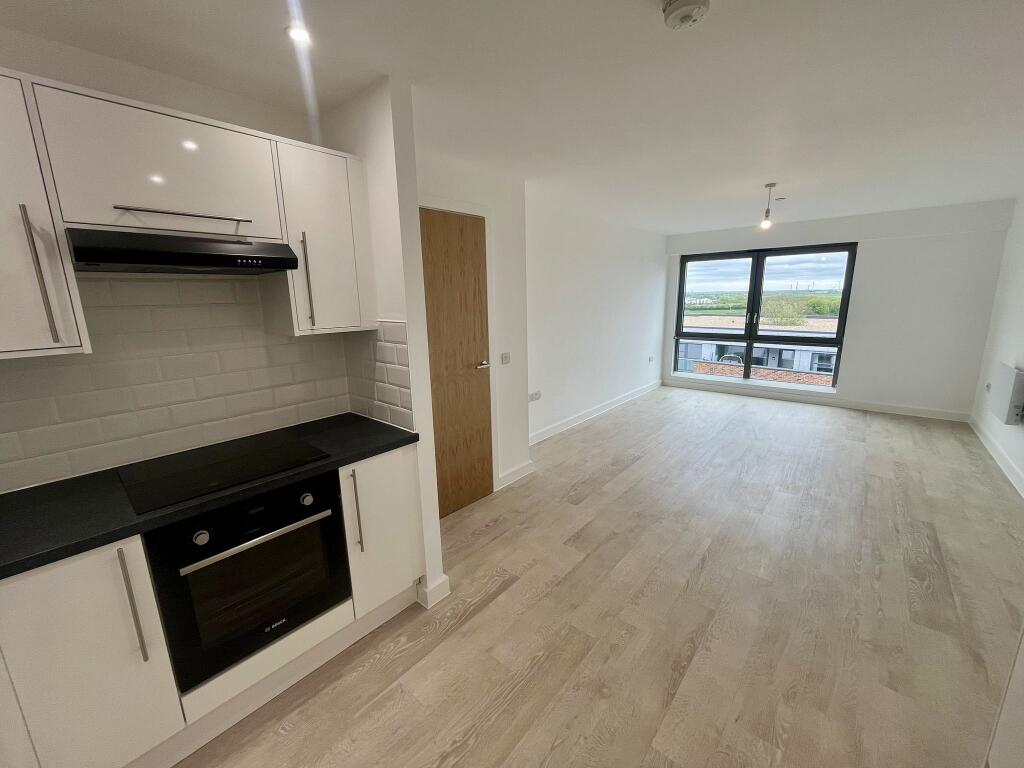 Apartment in Peterborough, New Fletton - View 3