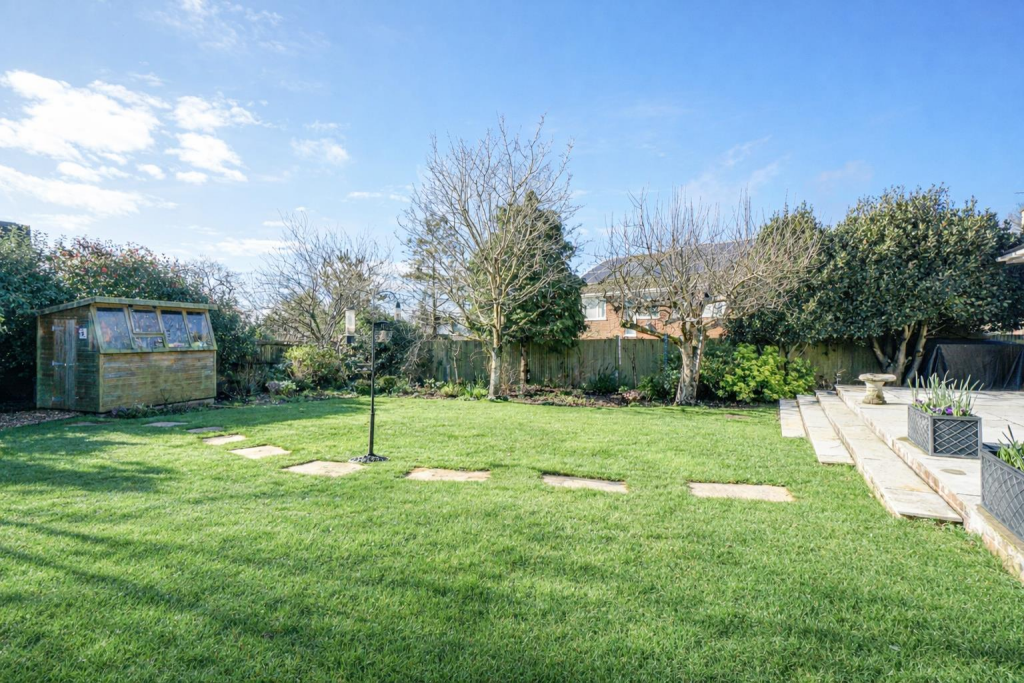 Beechwood Gardens, St. Leonards-On-Sea photo 2