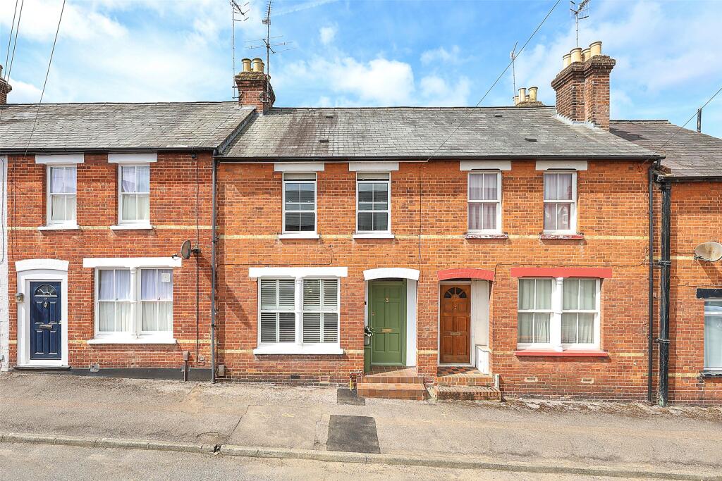 Main image of property: Jubilee Terrace, Dorking, Surrey, RH4