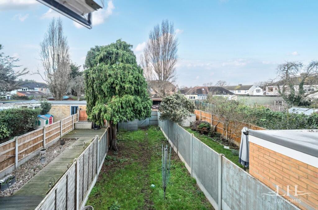 House in London - View 5