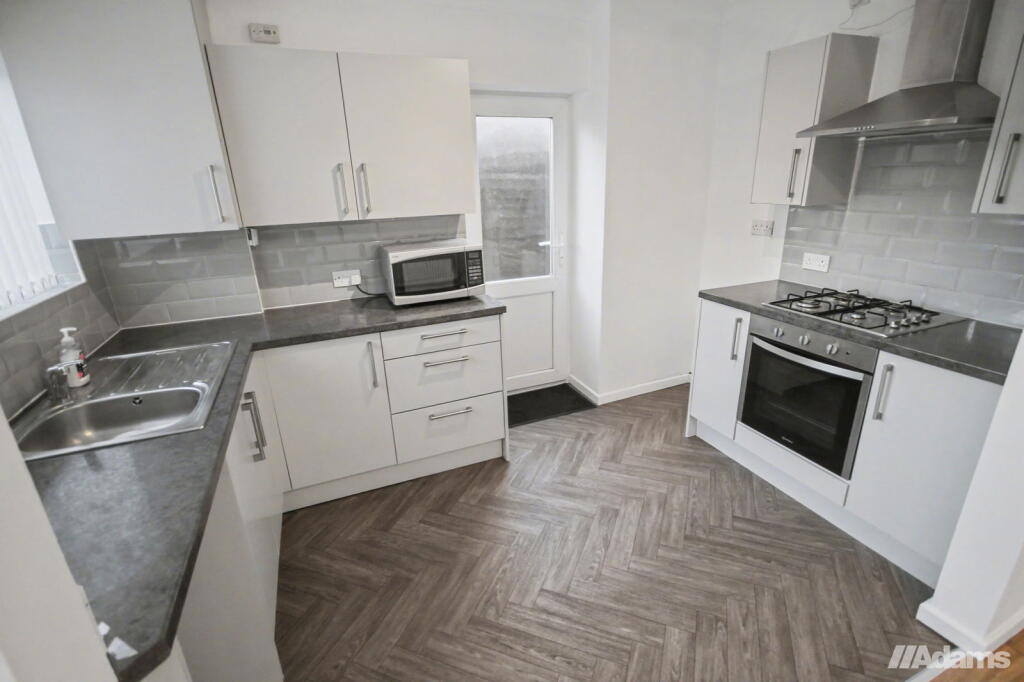 Main image of property: Clincton View, Widnes, WA8 8RN