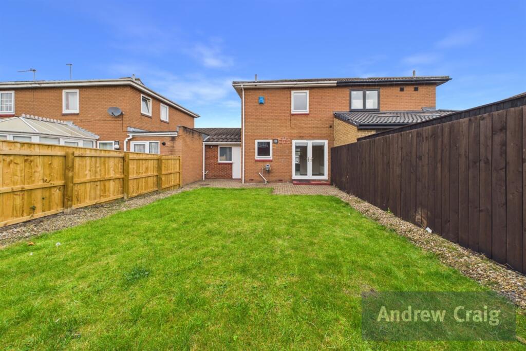 Edgeworth Close, Boldon Colliery photo 4