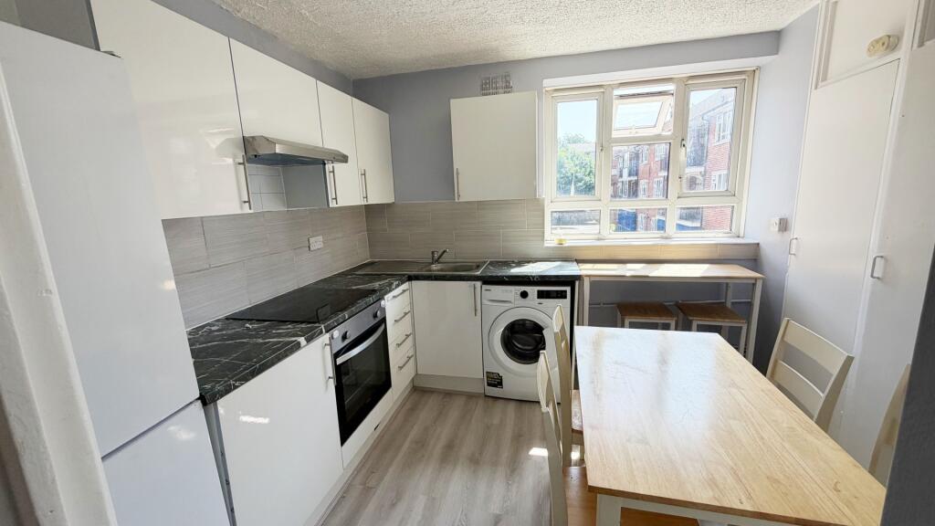 Apartment in London - View 2