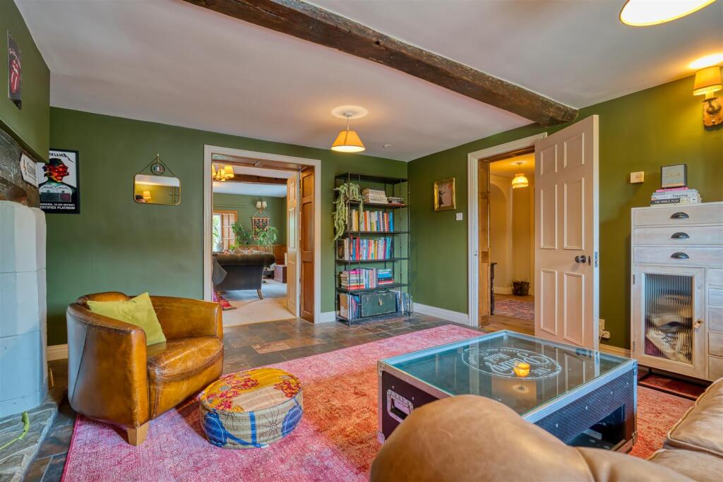 House in Dorchester, Lydlinch - View 2