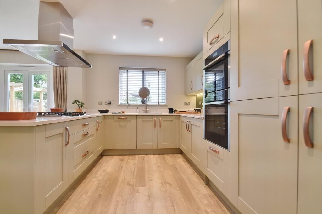 House in Leigh Sinton, Leigh - More