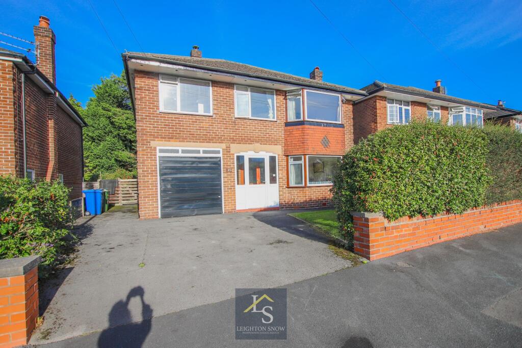 4-bed detached on Vicarage Avenue, Cheadle Hulme, SK8, £550,000