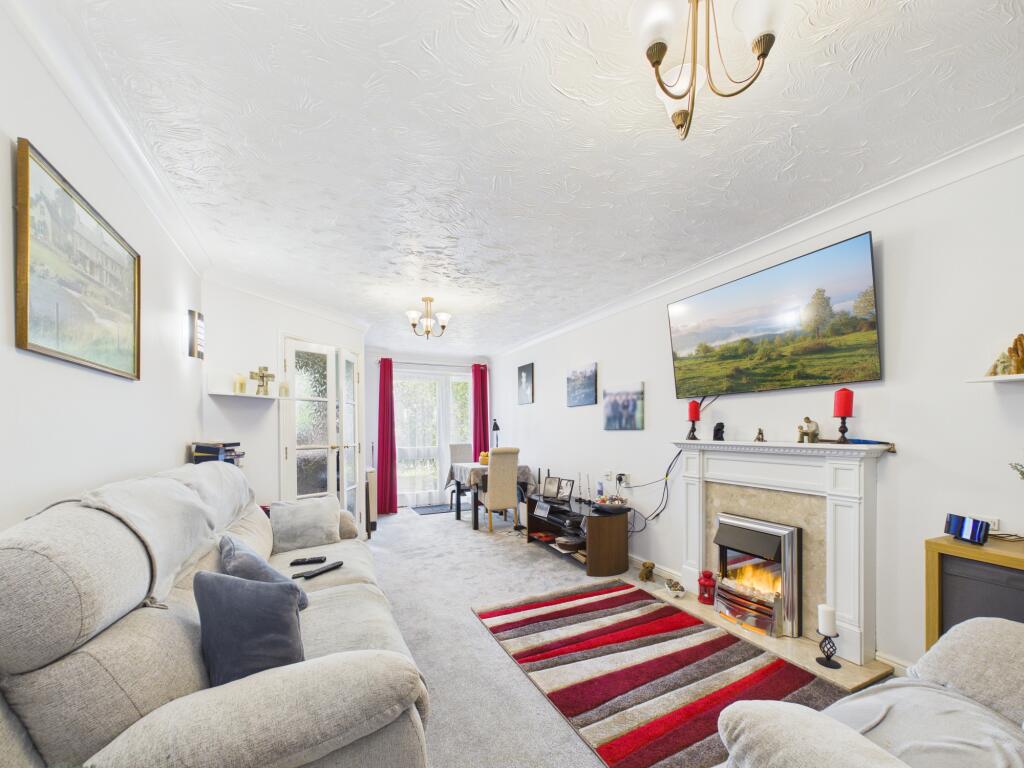 Apartment in Derby, West End, Little Chester - View 3