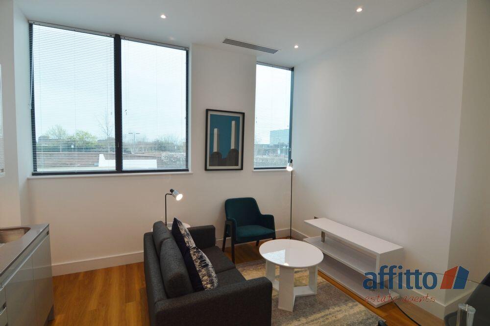 Apartment in Slough - View 3