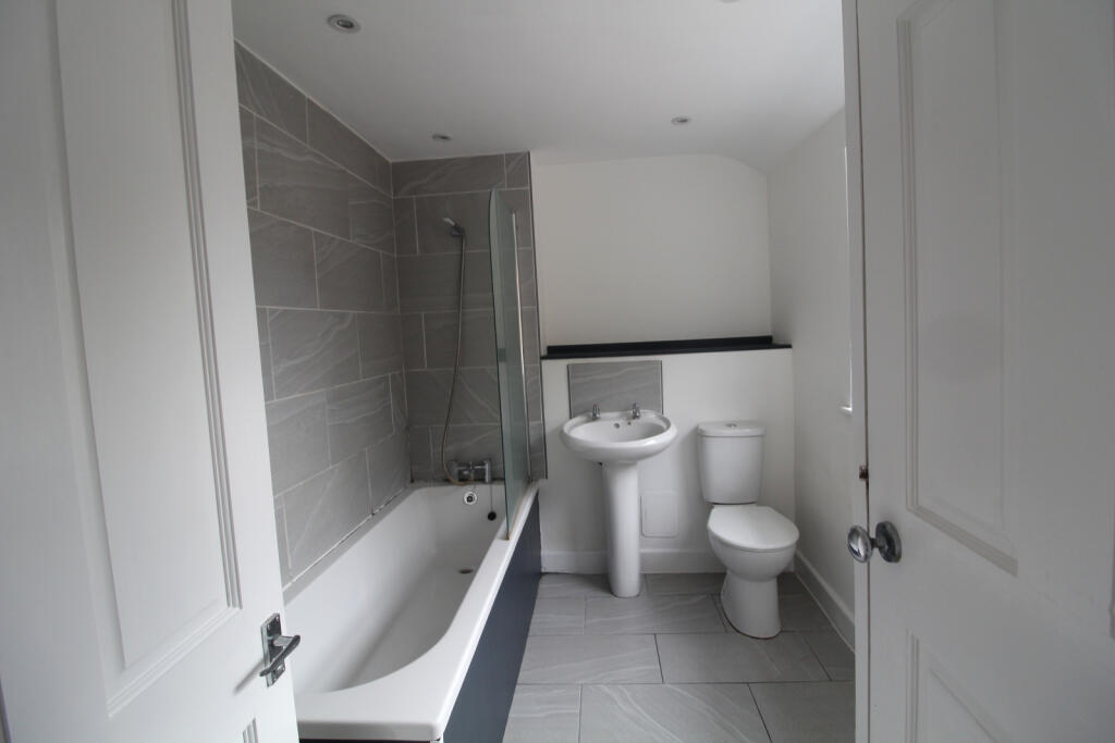 House in Derby - View 5