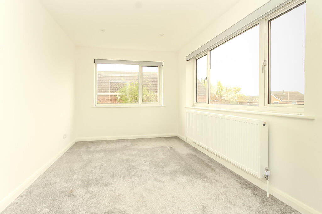 House in Earls Barton - More