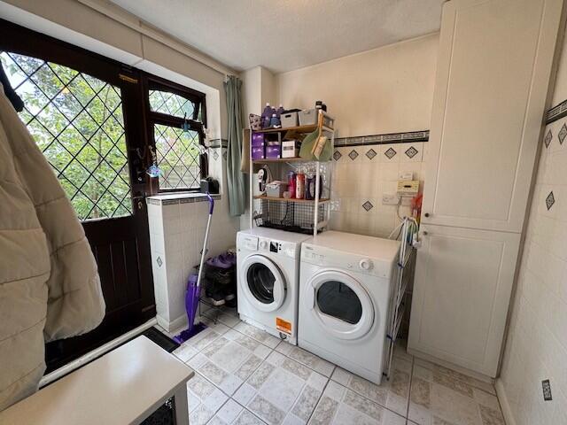 House in Brighton - View 5
