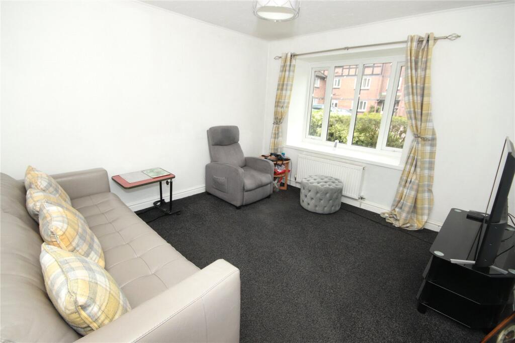 The Fieldings, Lydiate, L31 photo 3
