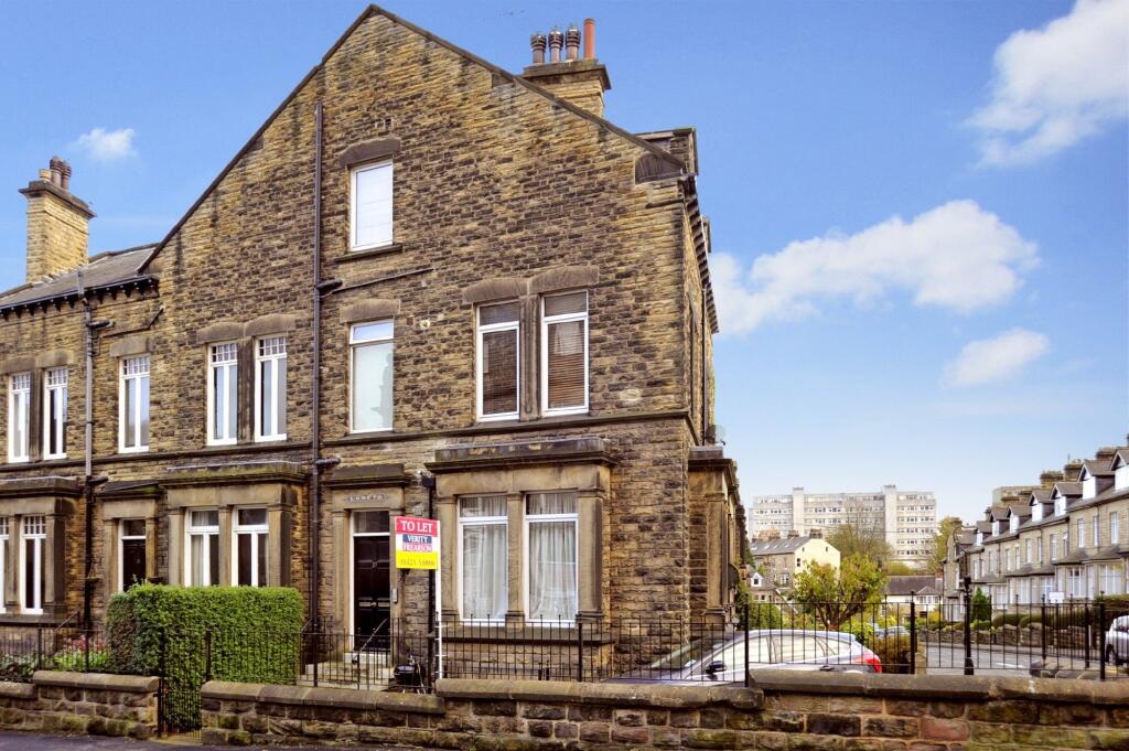 2 bedroom flat for rent in 27 Cold Bath Road, Harrogate, HG2