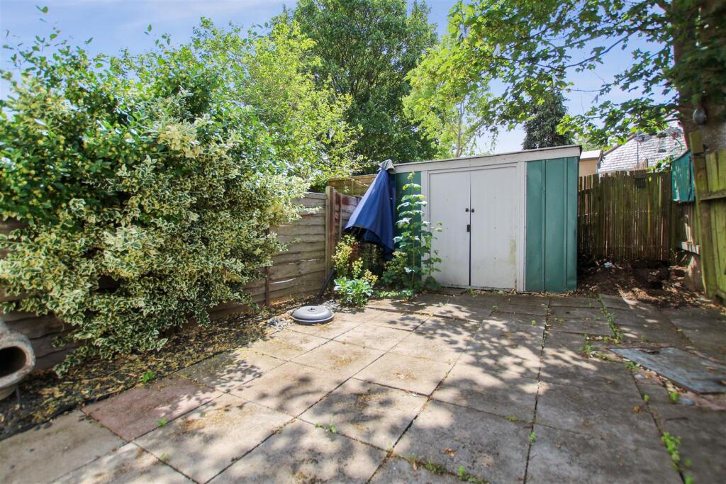 House in Dartford - View 4