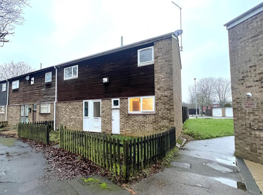 3-bed terraced on Stumpacre, Bretton, Peterborough, £200,000