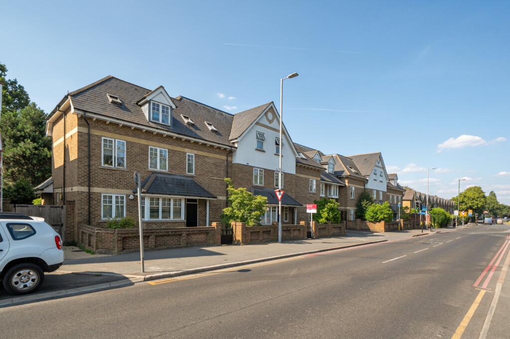 Main image of property: Kingston Vale, London, SW15
