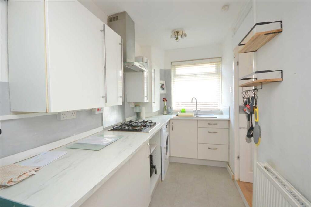 House in Cambuslang, Hallside - View 4