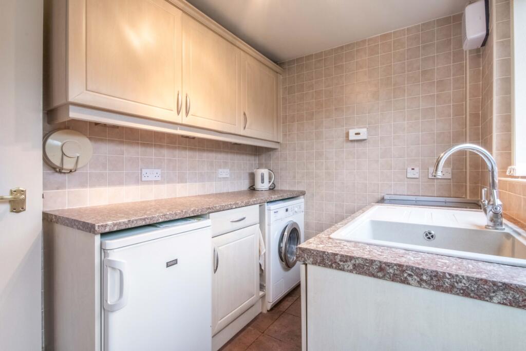 House in Nottingham, Toton - View 6