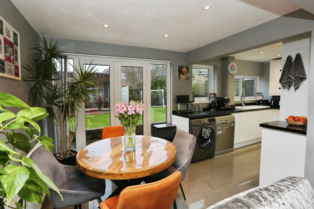 Broadsands Drive, Gosport photo 3