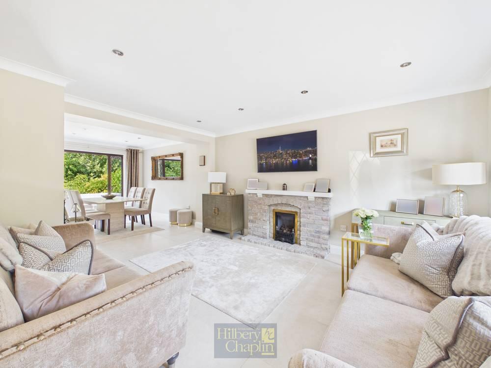 Lincefield, Langdon Hills, Essex, SS16 photo 4