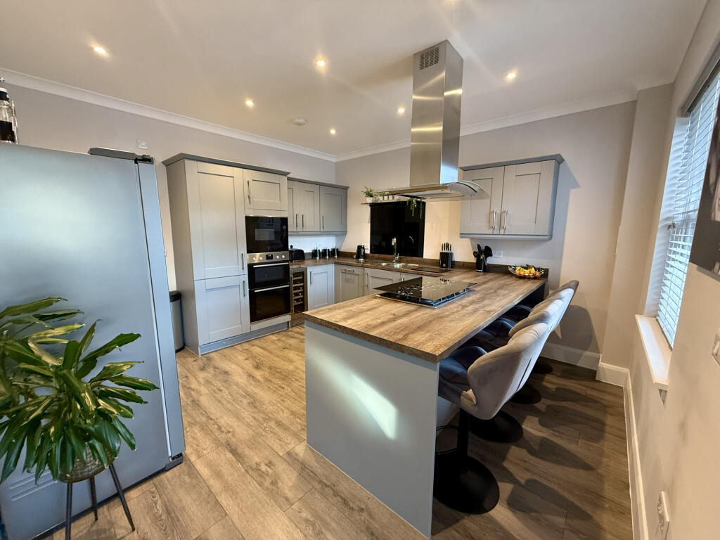 Montgomerie View,  West Kilbride, KA23 photo 3