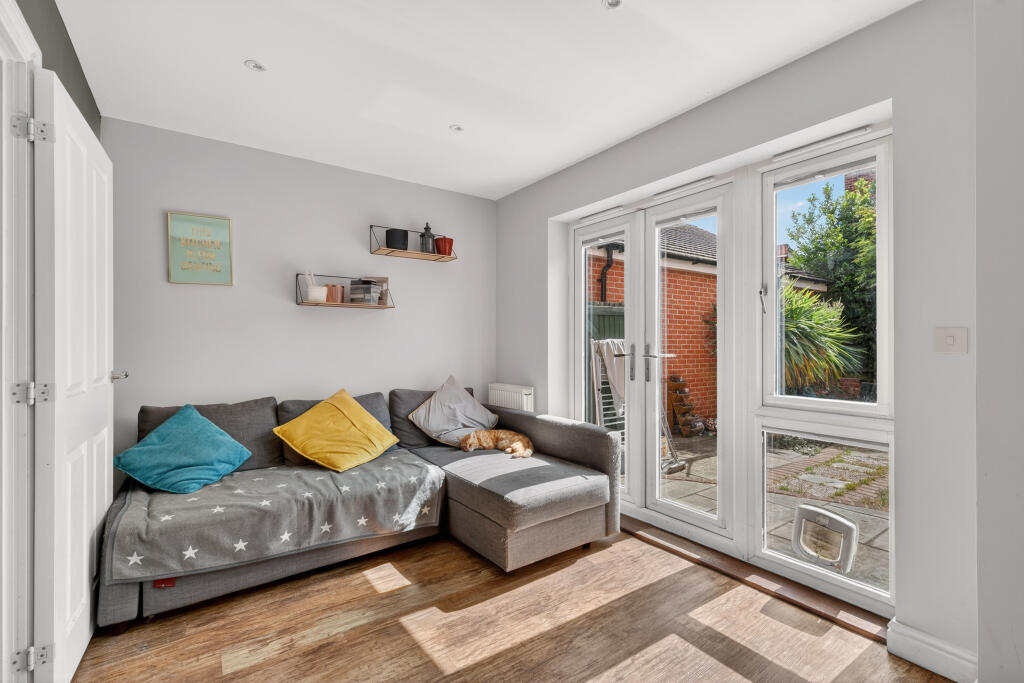 Provost Lea, Bracknell, RG12 - View 6