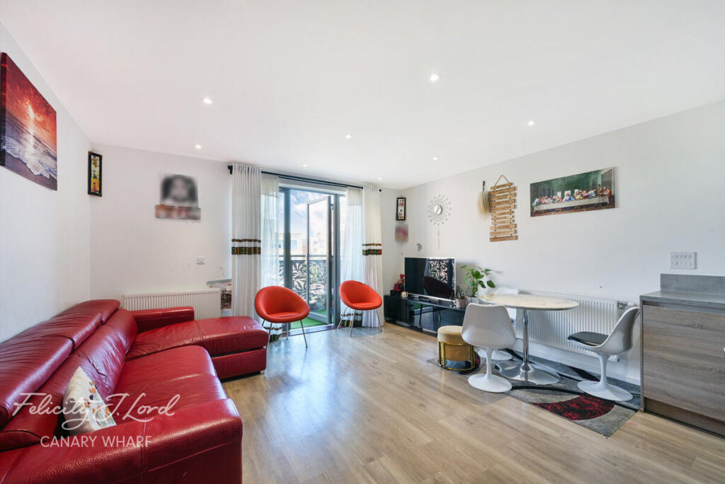 Apartment in London - View 5