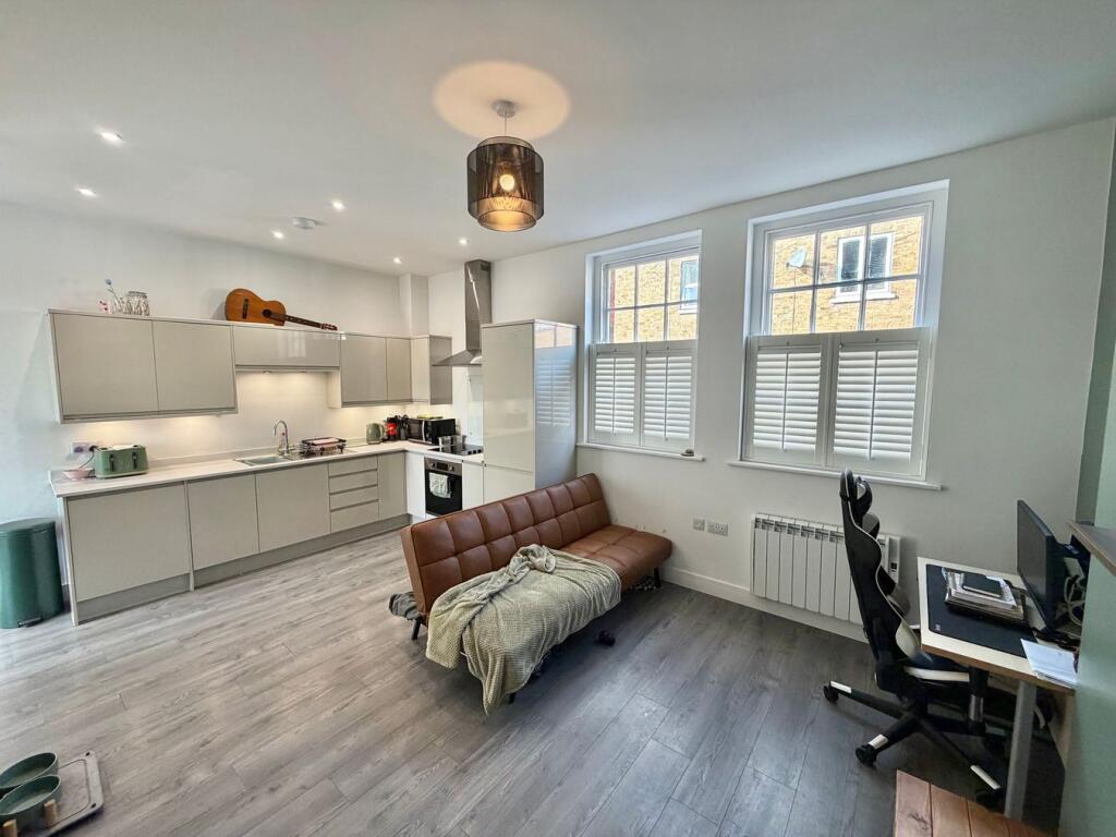 House in Taunton, Wilton - View 2