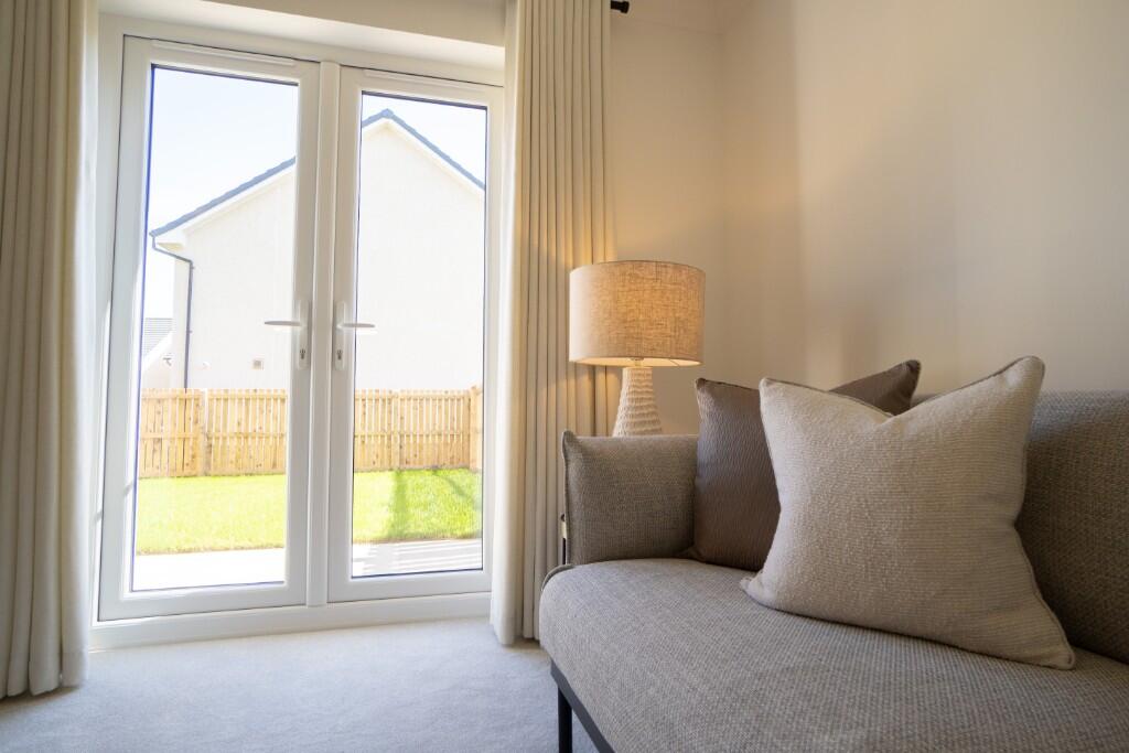 House in Edinburgh - More