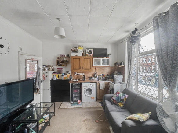 107 Fulham Palace Road, London W6 8JA
