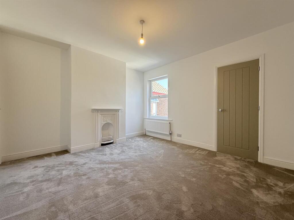 House in Great Yarmouth, Norfolk - More