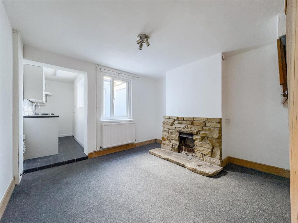 House in Tonbridge - View 5