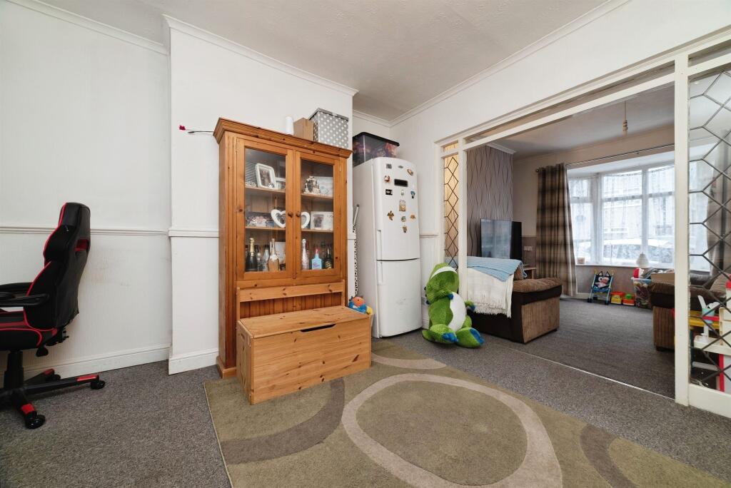14, Derwent Street photo 4