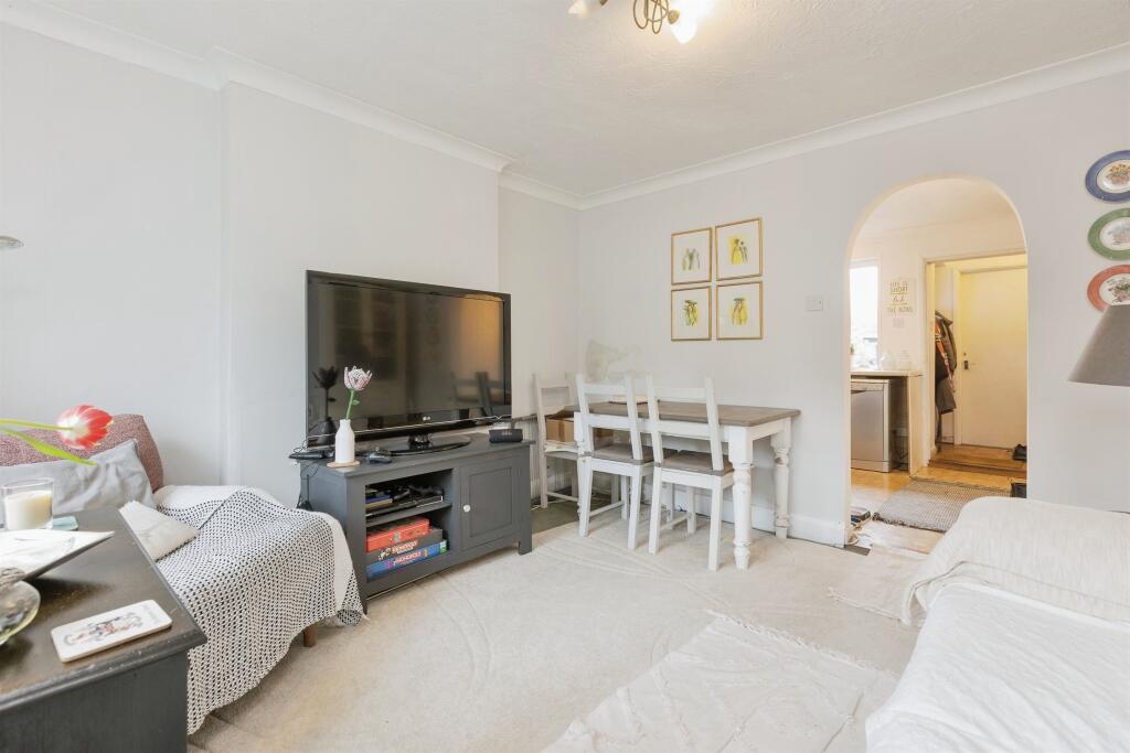 Church Road, Pembury, Tunbridge Wells photo 2
