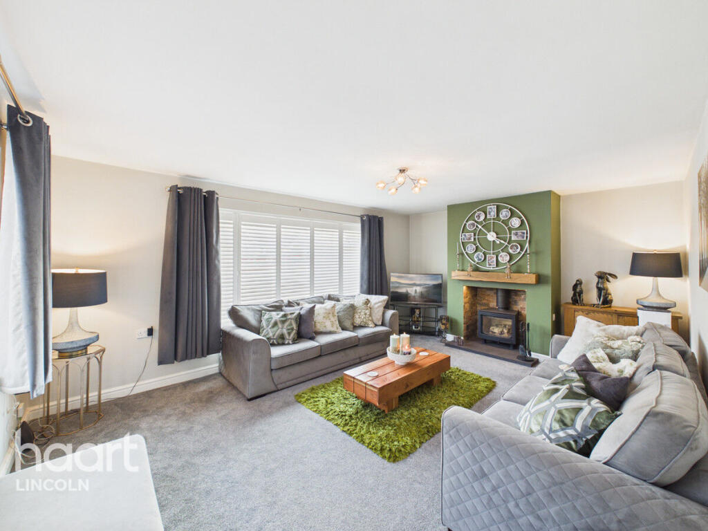House in West Lindsey, Sudbrooke CP - View 3