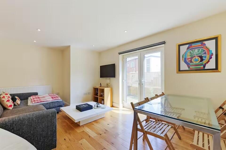 Main image of property: Oakvale Court, Park Road, Harlesden, NW10