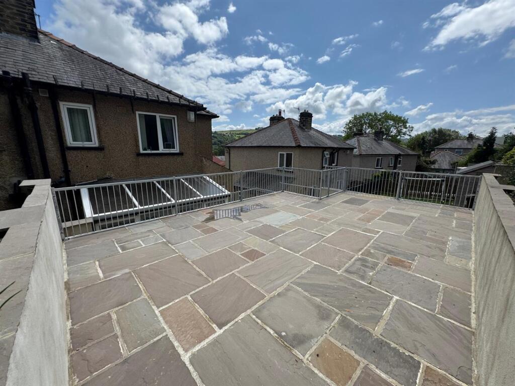 Additional image 22 of Exley Crescent, Keighley