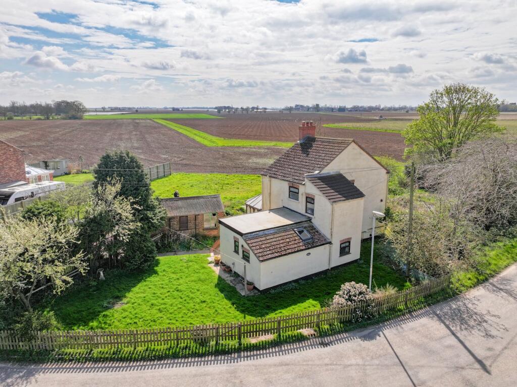 3-bed detached on Spittal Hill Road, Freiston, Boston, PE22, £150,000