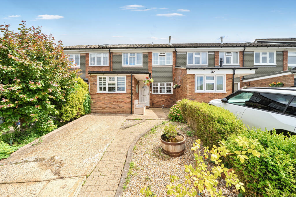 Main image of property: Fairfield Close, Harpenden, AL5