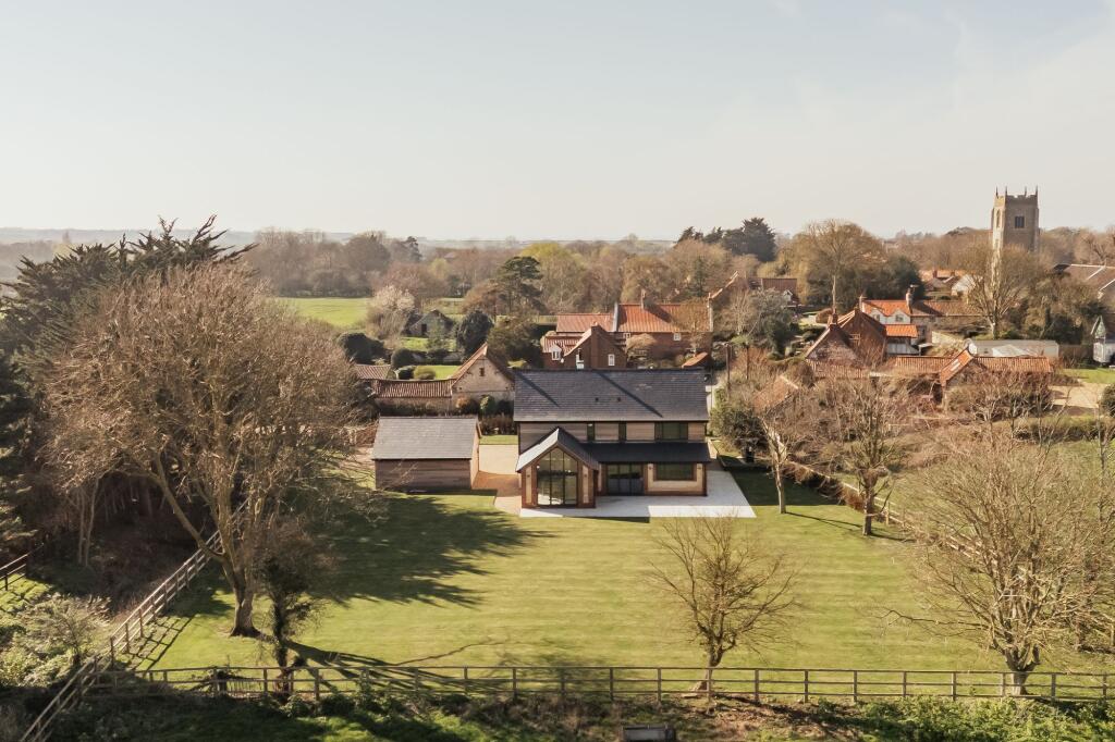 Main image of property: Experience Life by the Coast and Meadow Views in Holme-next-the-Sea