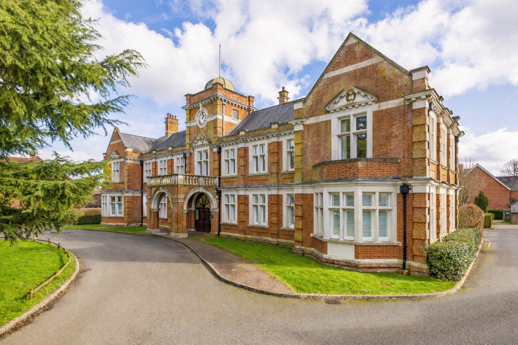 Main image of property: Upper Lodge Way, Coulsdon, CR5