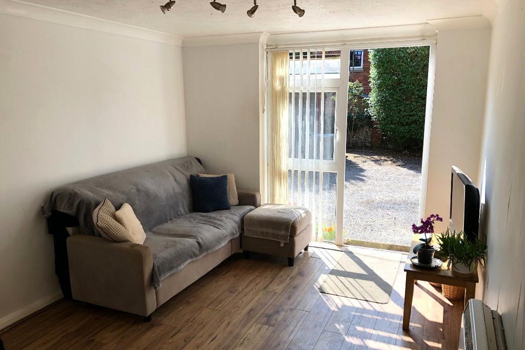 Sutton Park Road, Seaford, BN25 1RP photo 3