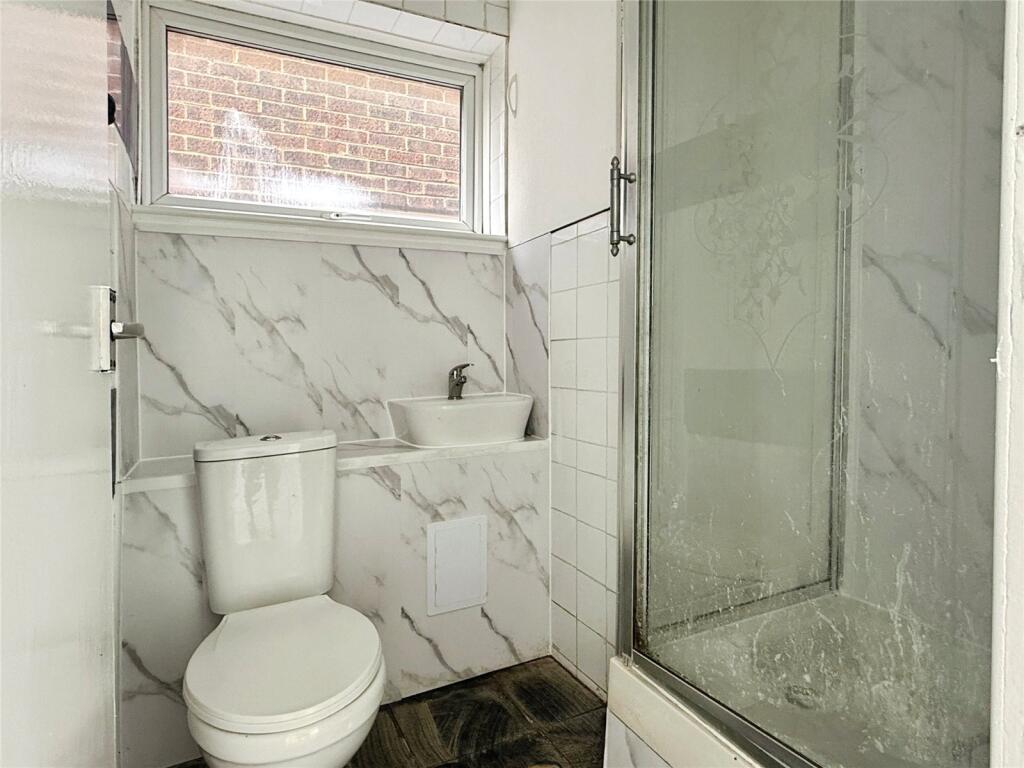 Sheppey Beach Villas, Manor Way, Leysdown-on-Sea, Sheerness, ME12 photo 3