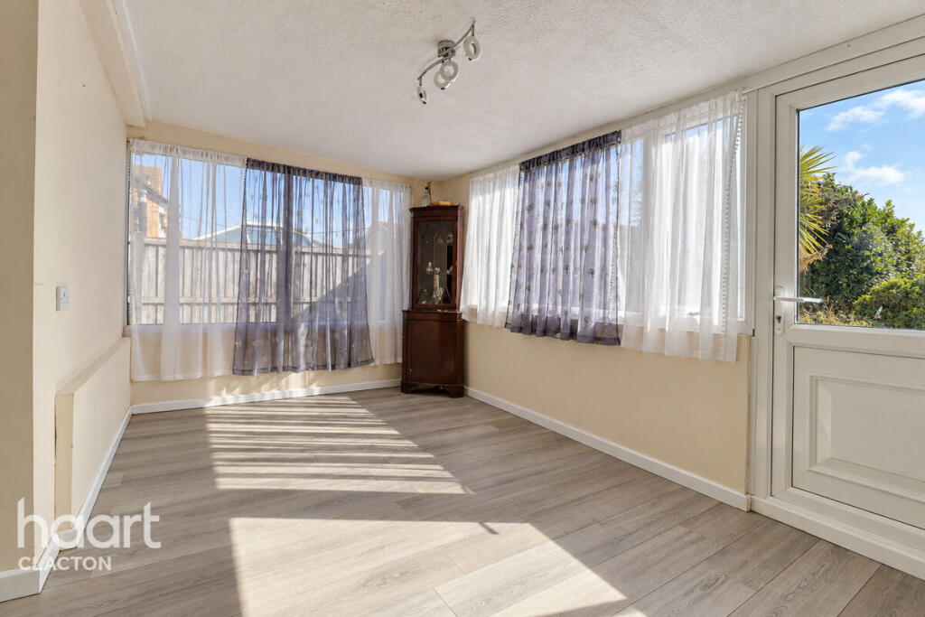 House in Little Clacton - View 5