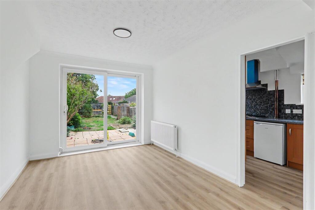 House in Worthing, West Sussex - View 4