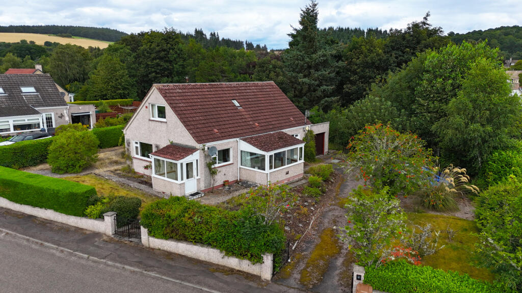 4-bed detached on Bellfield Road, North Kessock, IV1 3XU, £340,000