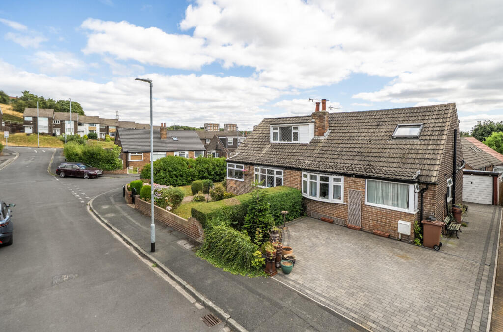 Main image of property: Heather Grove, Leeds, West Yorkshire, LS13