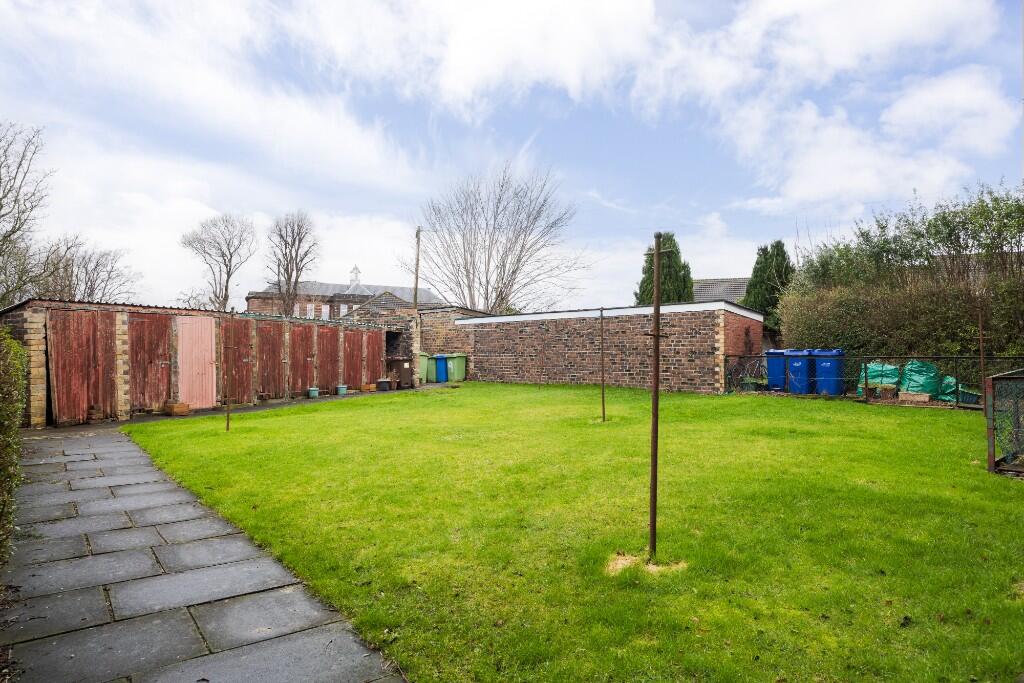 8, Williamson Avenue, Dumbarton, Dunbartonshire, G82 photo 2